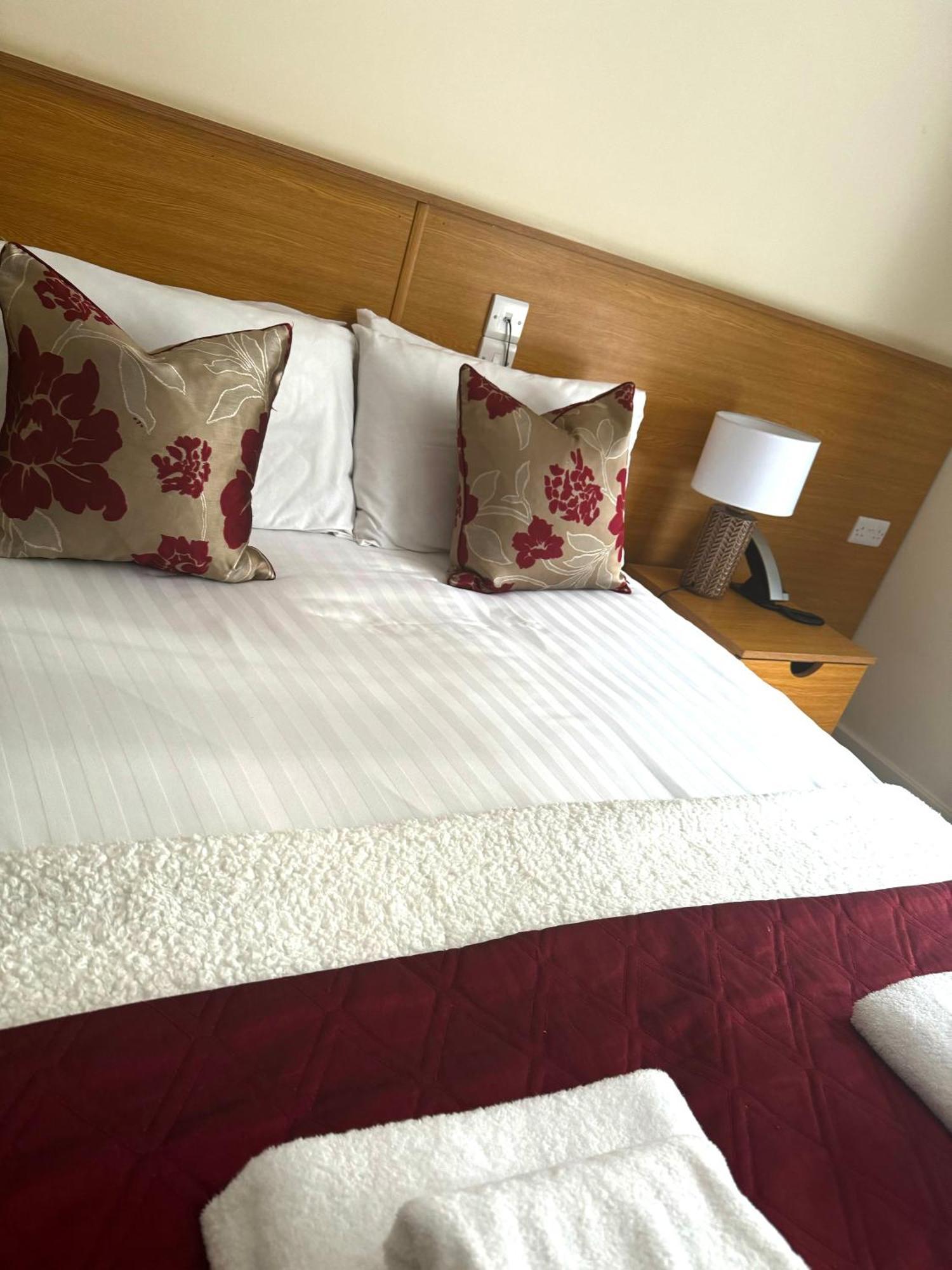 The Hedges Hotel Stranocum 외부 사진